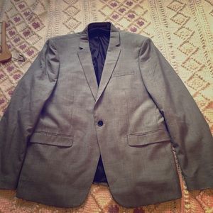 Men’s grey suit jacket